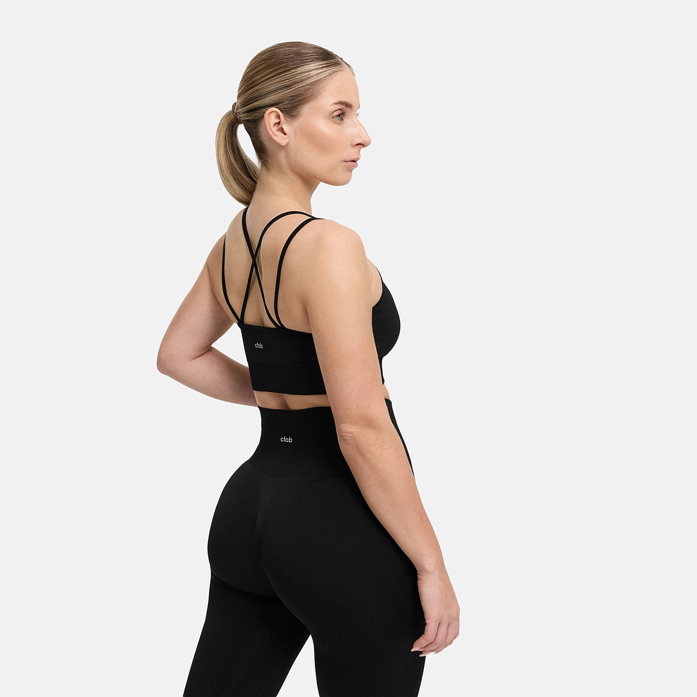 ContourLift Seamless Cross over Sport Bra - 7