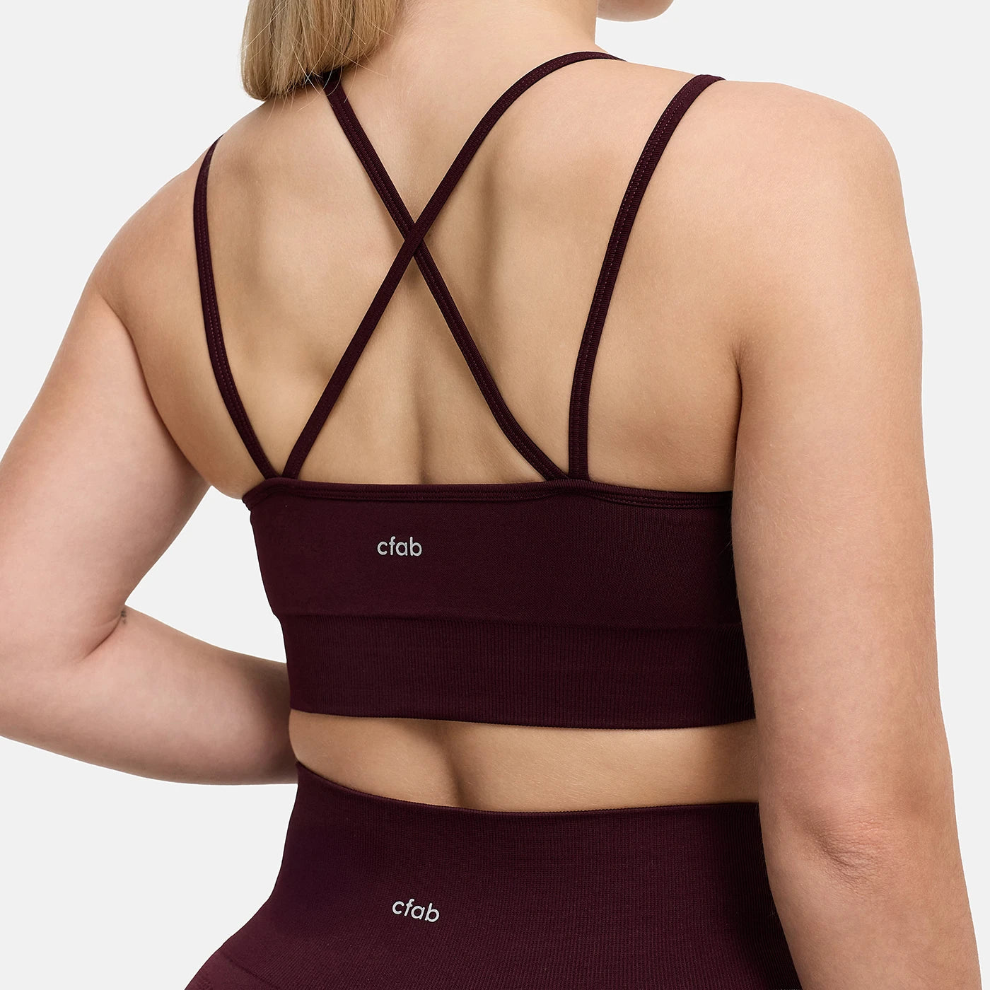 ContourLift Seamless Cross over Sport Bra - 15
