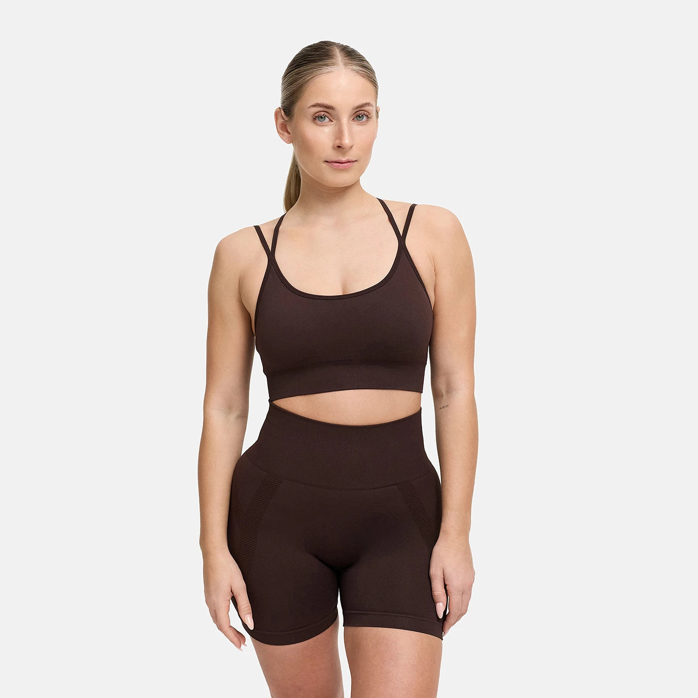 ContourLift Seamless Cross over Sport Bra - 17